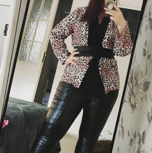 Plus Size Black vegan leather tie waist Obi belt - Picture 5 of 12